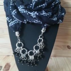 317-foulard-bijoux